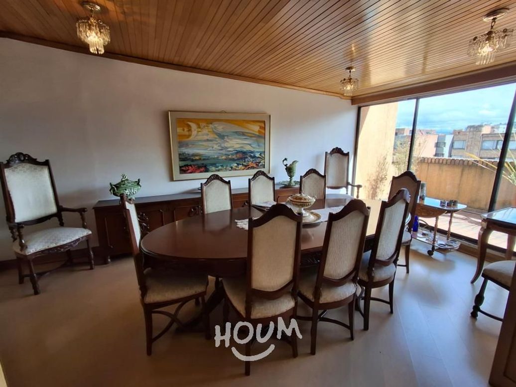 Apartamento de 3 alcobas en venta en San Patricio, Bogotá, 209 m² · foto 4 de 20