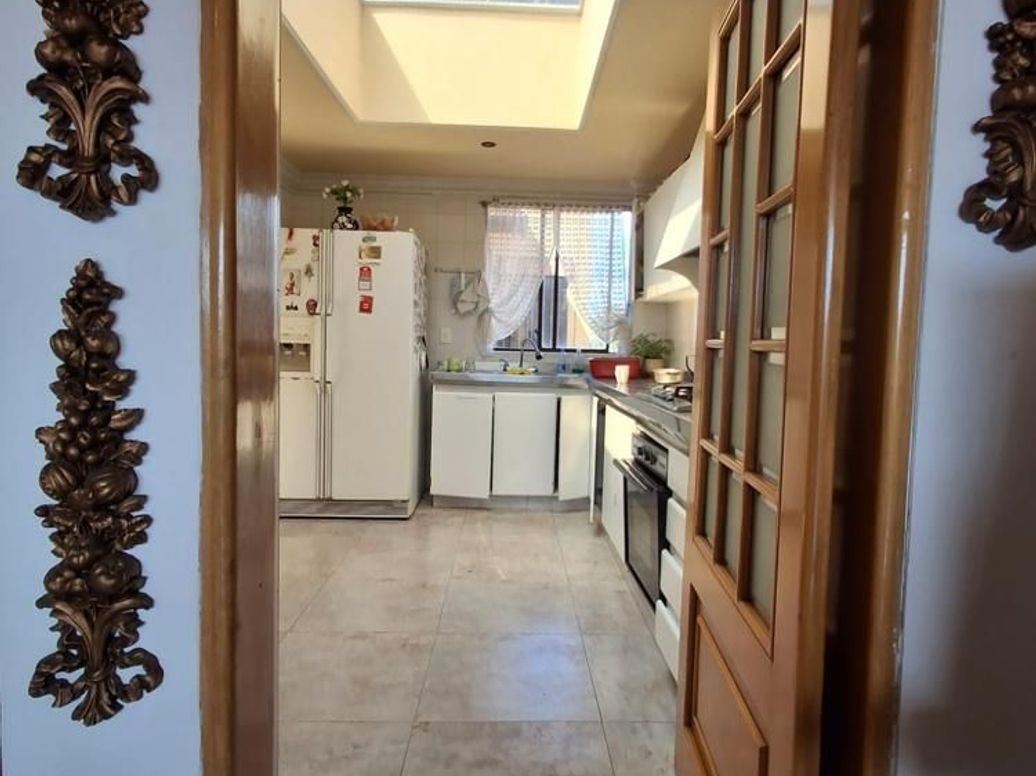 Apartamento de 3 alcobas en venta en San Patricio, Bogotá, 209 m² · foto 17 de 20