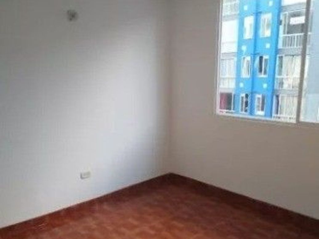 Apartamento de 3 alcobas en venta en San Bernardino, Bogotá, 46 m² · foto 3 de 7
