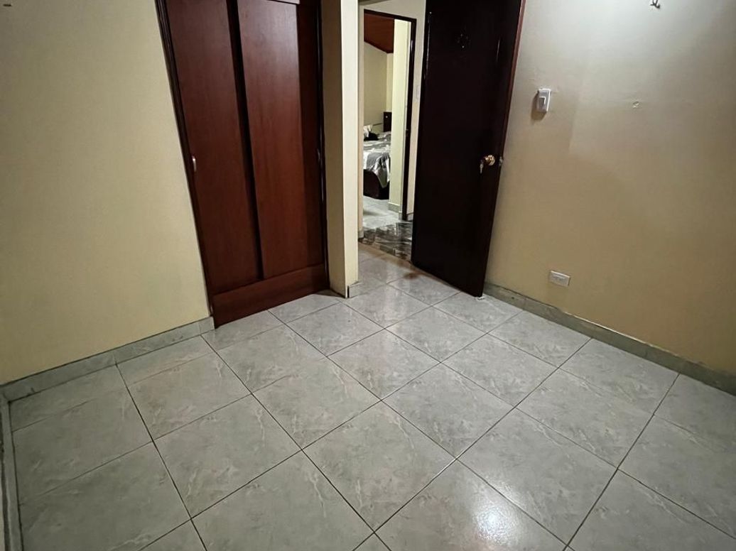 Casa de 4 alcobas en venta en Florida Blanca Norte, Bogotá, 140 m² · foto 2 de 15