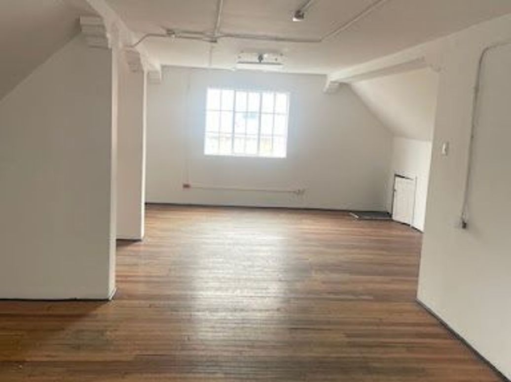Casa de 7 alcobas en venta en Chapinero Central, Bogotá, 620 m² · foto 10 de 20
