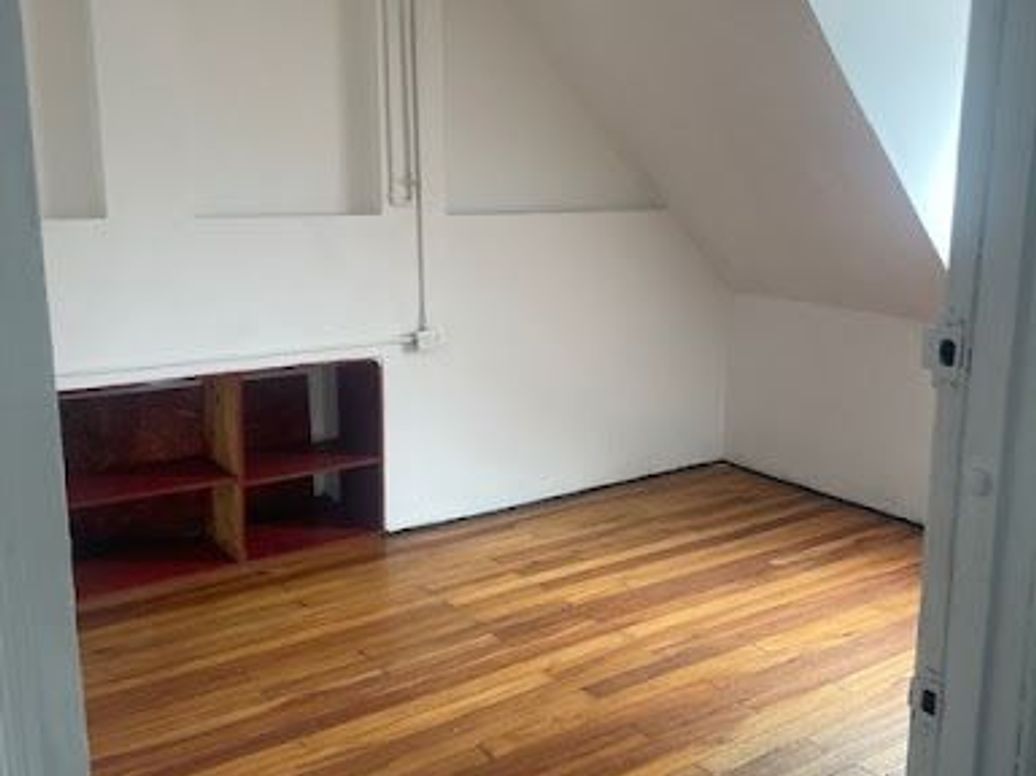 Casa de 7 alcobas en venta en Chapinero Central, Bogotá, 620 m² · foto 15 de 20