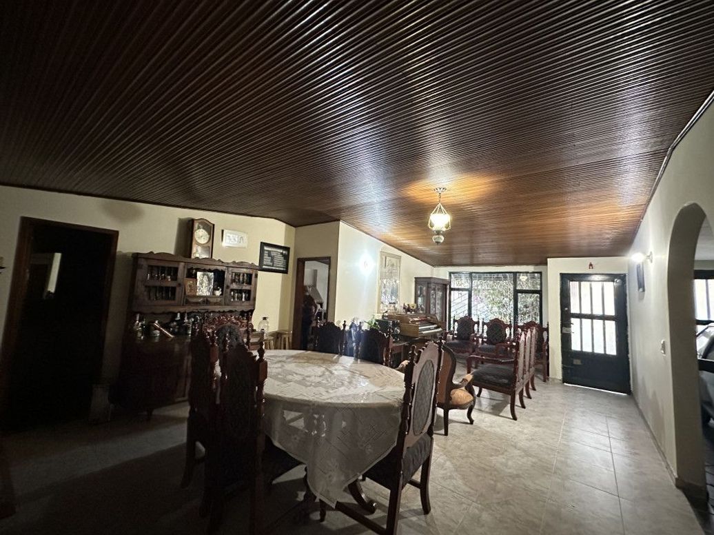 Casa de 3 alcobas en venta en San José Del Prado, Bogotá, 140 m² · foto 6 de 17