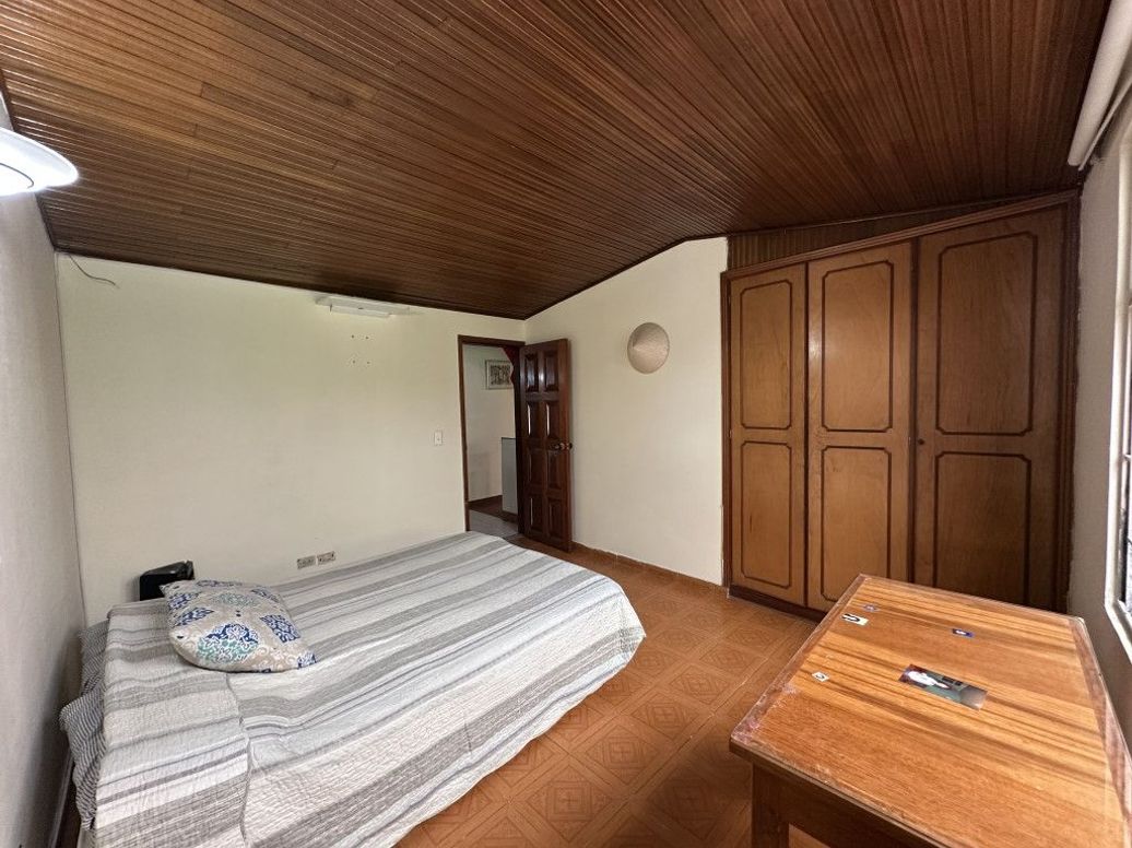 Casa de 3 alcobas en venta en San José Del Prado, Bogotá, 140 m² · foto 10 de 17