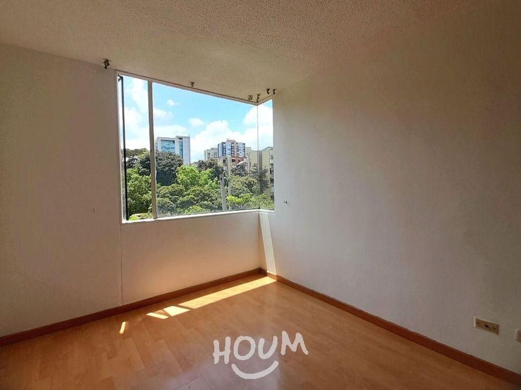 Apartamento de 3 alcobas en venta en El Plan, Bogotá, 48 m² · foto 12 de 18