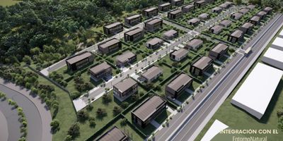 Atos Inmobiliaria te ofrece: Proyecto de Casas Campestres en Tunja

Ubicadas en el nororiente de Tunja, cerca de Unicentro y el Colegio Comfaboy, nuestras casas campestres en un exclusivo conjunto son ideales para quienes desean escapar del ritmo urbano y conectarse con la naturaleza. Rodeadas de bosques y montañas, estas viviendas combinan elegancia y vida rural.

Tipologías de Casas:

Zona de parqueo, sala, comedor, cocina integral, baño social, 2 alcobas auxiliares con baño, 1 alcoba principal con baño y walk-in closet, estudio, zona verde.
Piso 1: zona de parqueo, sala, comedor, cocina integral, sala de TV y estudio, baño auxiliar, patio de ropas, bodega, zona verde. Piso 2: 2 alcobas auxiliares con baño, 1 alcoba principal con baño, walk-in closet y terraza.
Piso 1: vestíbulo, sala, comedor, cocina, cuarto de lavado, estudio, baño social, sala de TV con chimenea, zona verde. Piso 2: 2 alcobas auxiliares con baño, 1 alcoba principal con baño y walk-in closet, gimnasio, balcón.