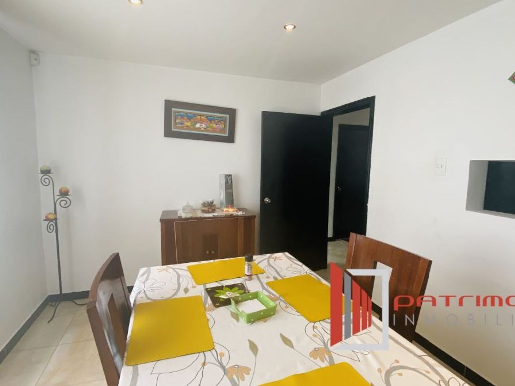 Casa de 3 alcobas en venta en Santa Sofía, Bogotá, 190 m² · foto 3 de 20
