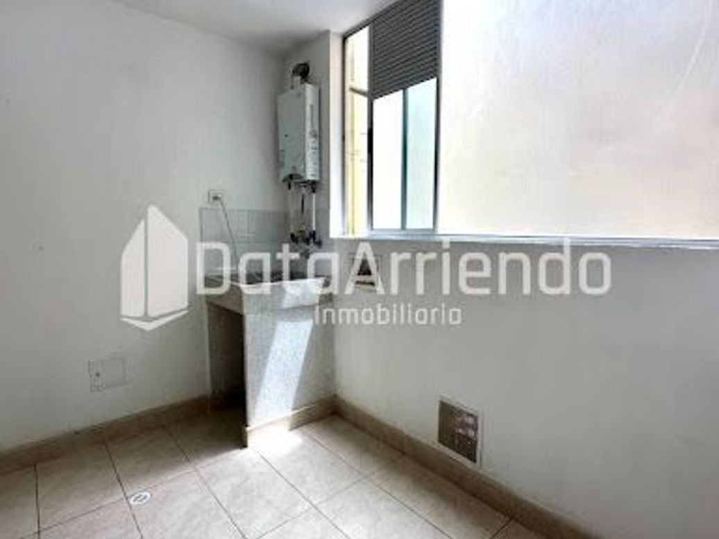 Apartamento de 3 alcobas en venta en El Redil, Bogotá, 68 m² · foto 7 de 20