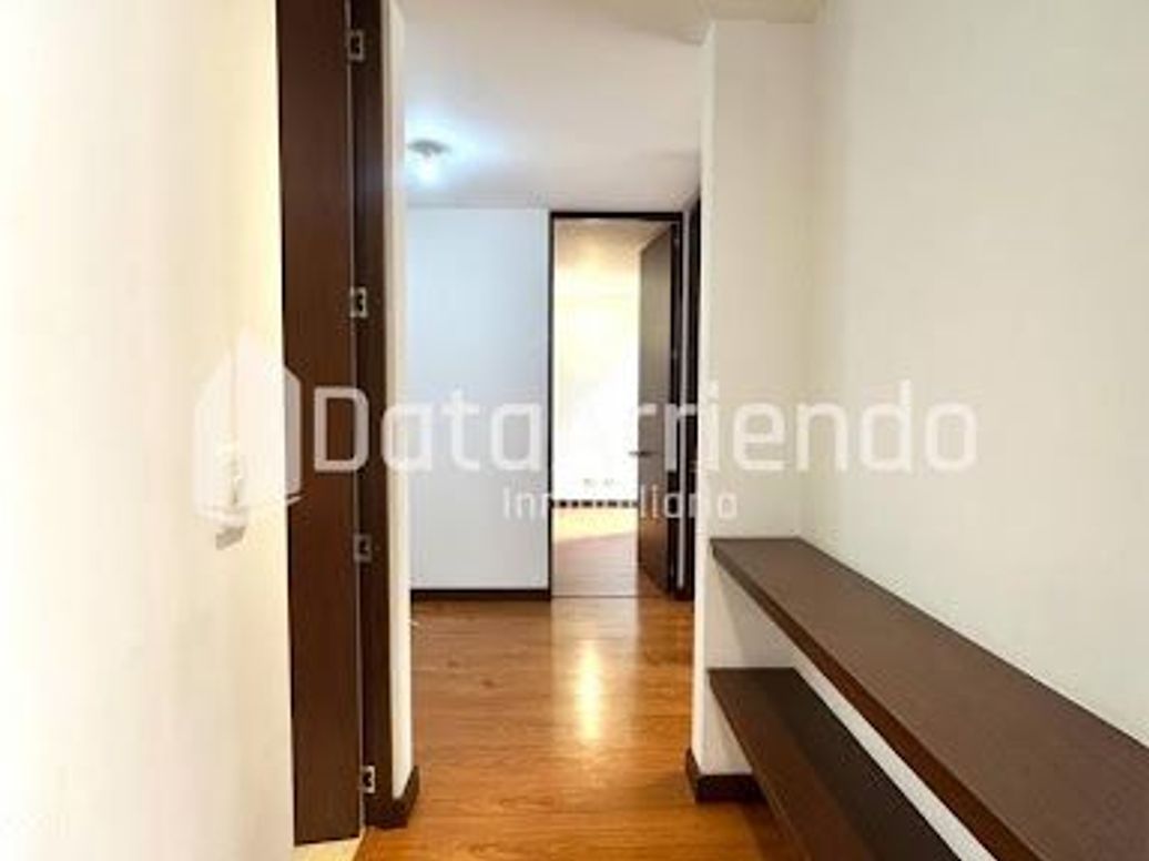Apartamento de 3 alcobas en venta en El Redil, Bogotá, 68 m² · foto 9 de 20