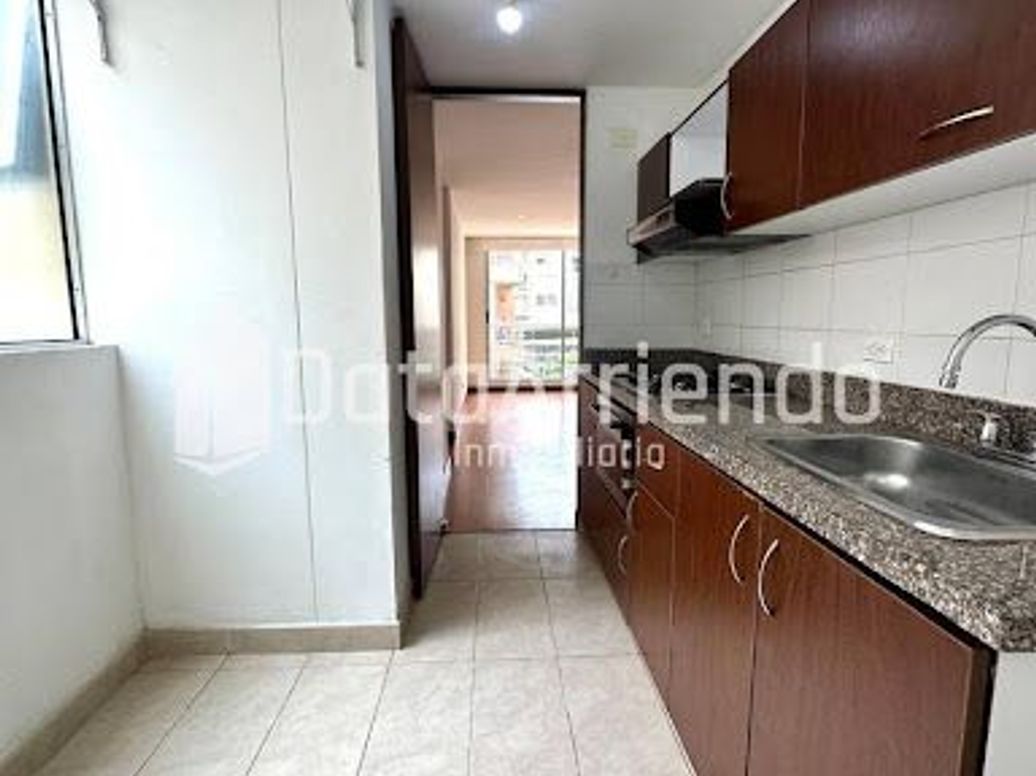 Apartamento de 3 alcobas en venta en El Redil, Bogotá, 68 m² · foto 8 de 20