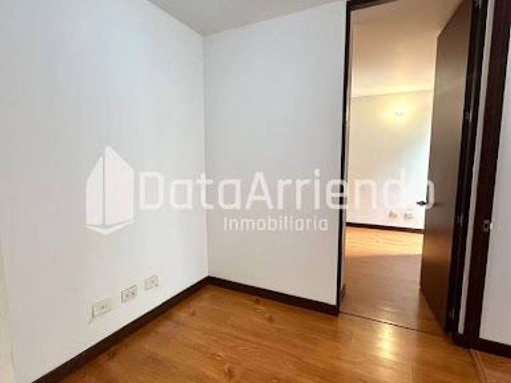 Apartamento de 3 alcobas en venta en El Redil, Bogotá, 68 m² · foto 12 de 20