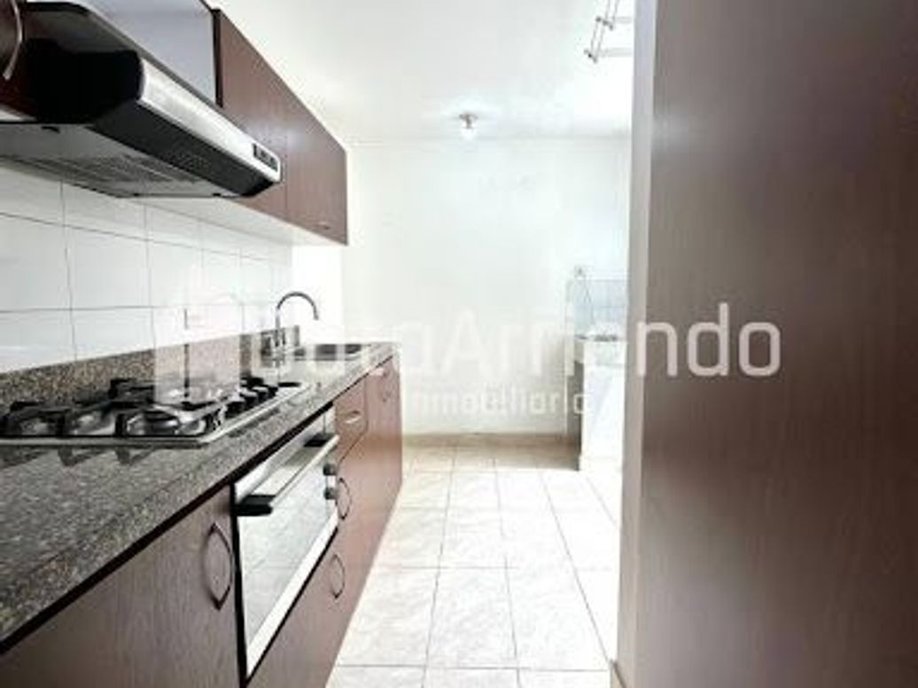 Apartamento de 3 alcobas en venta en El Redil, Bogotá, 68 m² · foto 4 de 20
