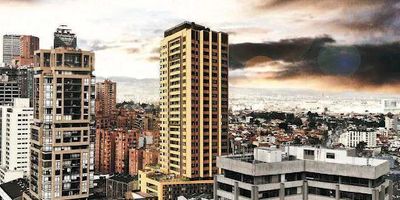 APARTAMENTO EN VENTA CENTRO INTERNACIONAL PARA ESTRENAR 1 habitación, 1 baño, sala comerdor, cocina integral con estufa, mesón en granito, pisos en madera laminada y porcelanato, ubicado en un 6to piso, el edificio cuenta con lobby, gimnasio interior y exterior, game room, cool working exterior, sala de lectura, bicicletero, pet park, terraza gourmet, solarum.  Ubicado en la mejor esquina de la ciudad cerca al trasmilenio y la carrera septima.
