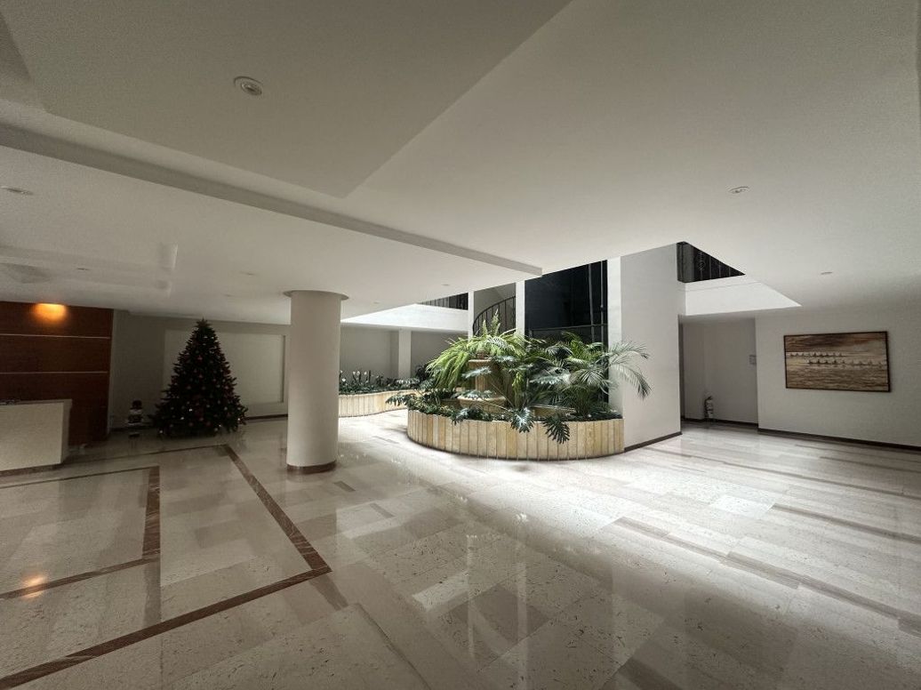 Apartamento de 2 alcobas en venta en Molinos Norte, Bogotá, 144 m² · foto 18 de 19