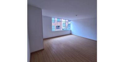 Arriendo oficinas desde 40 m2 hasta 50 m2 en esta misma zona, las oficinas cuentan con Dos salones, piso en madera, 1 baño, incluye servicio de agua.

Contactanos y conoce mas informacion de estas espectaculares oficinas.
