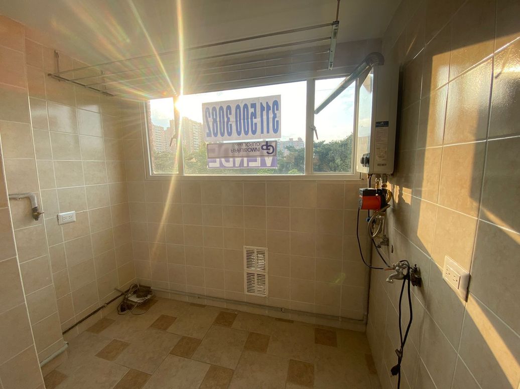 Apartamento de 2 alcobas en venta en Cjr Belomar, Bogotá, 70 m² · foto 14 de 17