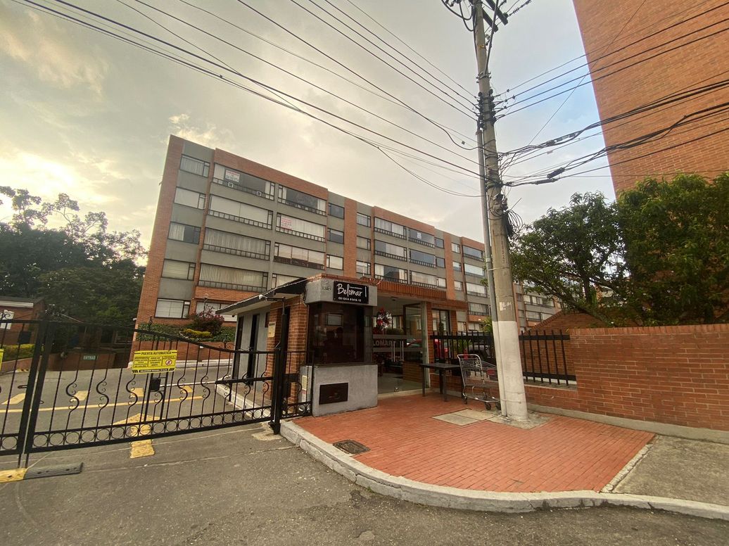 Apartamento de 2 alcobas en venta en Cjr Belomar, Bogotá, 70 m² · foto 17 de 17