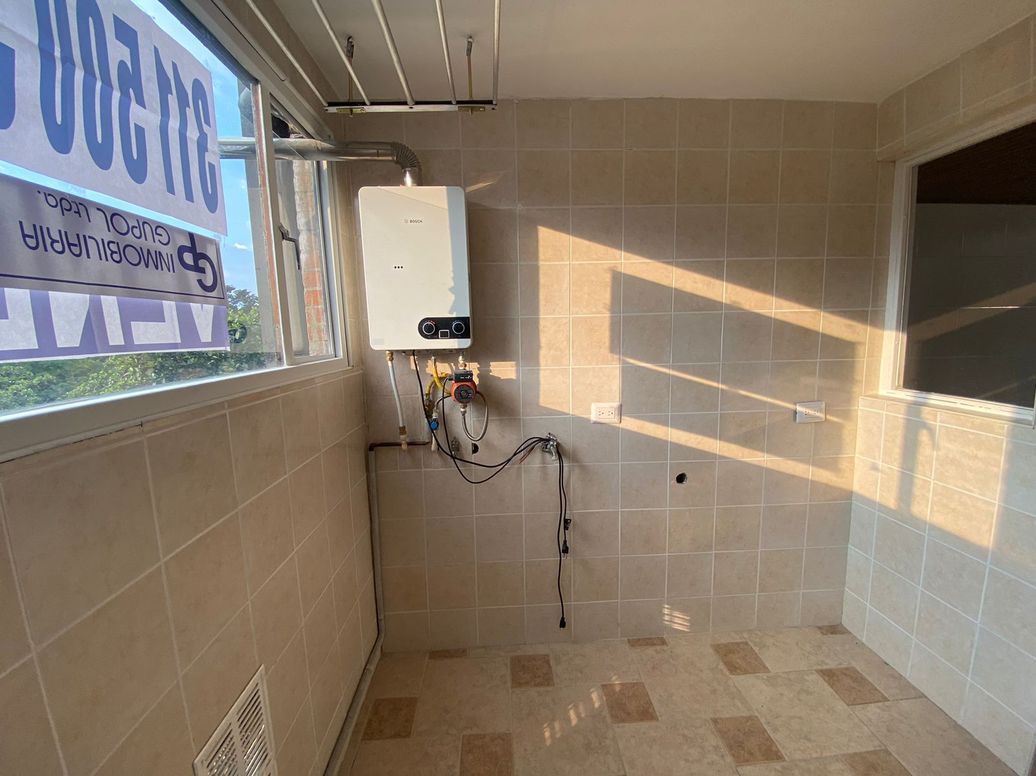 Apartamento de 2 alcobas en venta en Cjr Belomar, Bogotá, 70 m² · foto 11 de 17