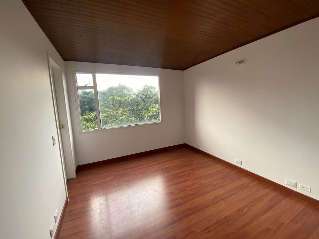 Apartamento de 2 alcobas en venta en Cjr Belomar, Bogotá, 70 m² · foto 13 de 17