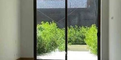 ¡Oportunidad única en Morros, Cartagena de Indias!

Venta de apartamento de 1 habitación** ubicado a pocos pasos del mar, en una de las zonas más exclusivas y codiciadas de Cartagena. Este apartamento cuenta con una sala amplia que ofrece un ambiente cómodo y fresco

La cocina está diseñada con acabados modernos, brindando funcionalidad y estilo. Además, el inmueble cuenta con una distribución que aprovecha al máximo cada espacio, creando un lugar perfecto tanto para descansar como para compartir con familiares o amigos.

Características:
- 1 habitación espaciosa y luminosa
- Sala amplia para mayor confort
- Cocina integral con acabados modernos
- Ubicación privilegiada, cerca del mar y de las mejores playas de Cartagena
- Excelente para vivir o invertir como propiedad vacacional

¡No dejes pasar esta oportunidad de tener tu propio apartamento en la zona más exclusiva de Cartagena! Contáctanos para más información y agendar una visita.
