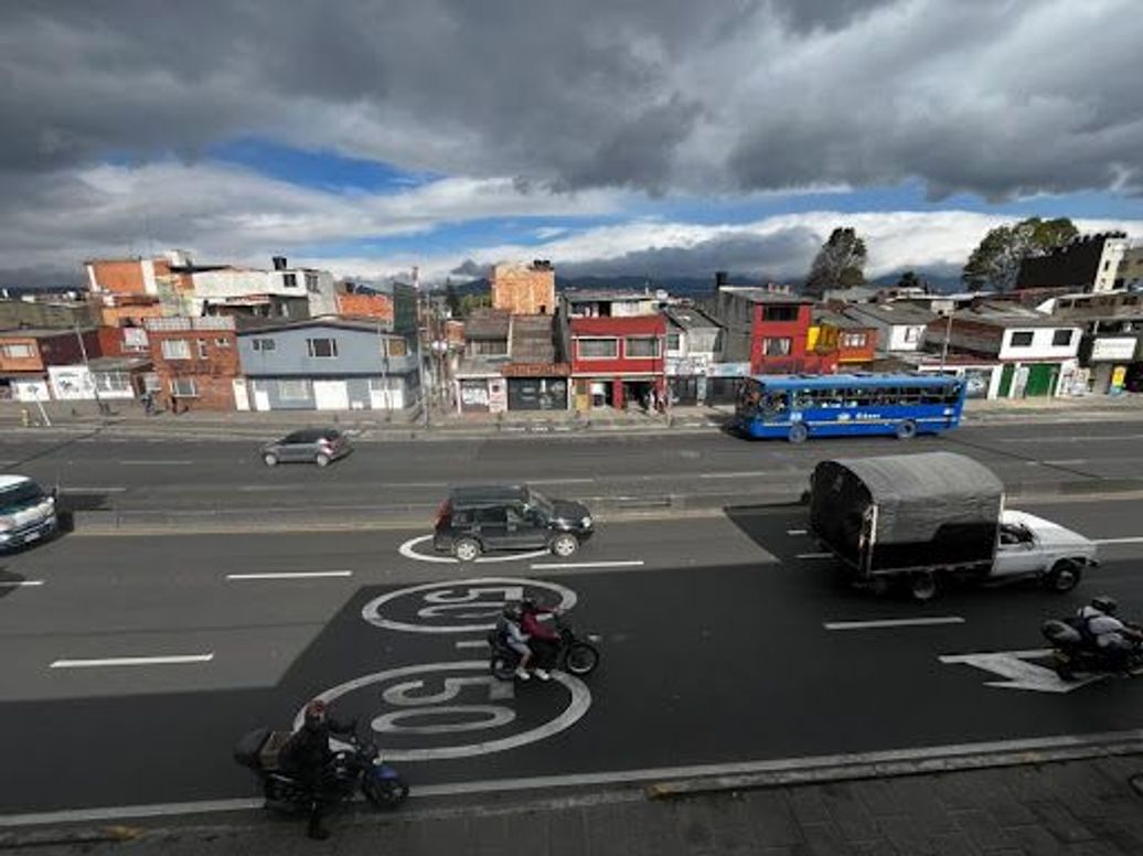 Casa de 4 alcobas en venta en El Cedro Engativa, Bogotá, 200 m² · foto 7 de 20