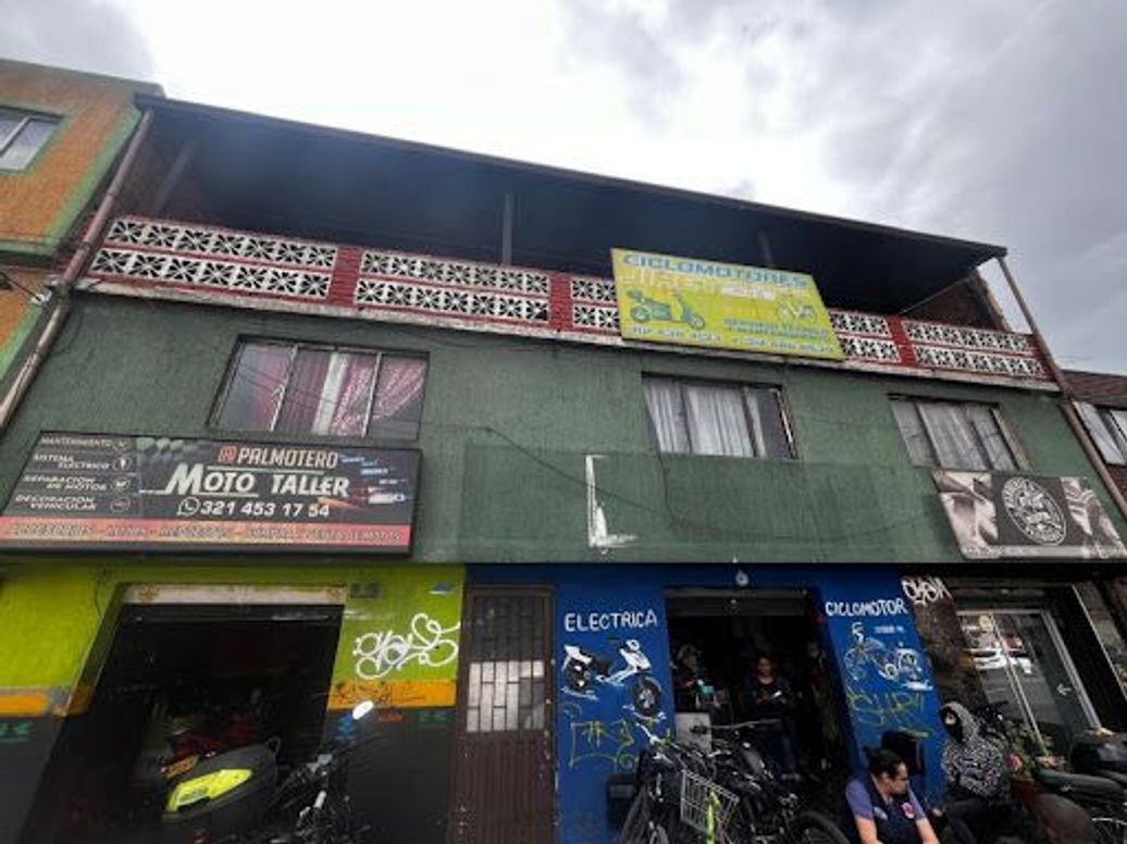 Casa de 4 alcobas en venta en El Cedro Engativa, Bogotá, 200 m² · foto 4 de 20