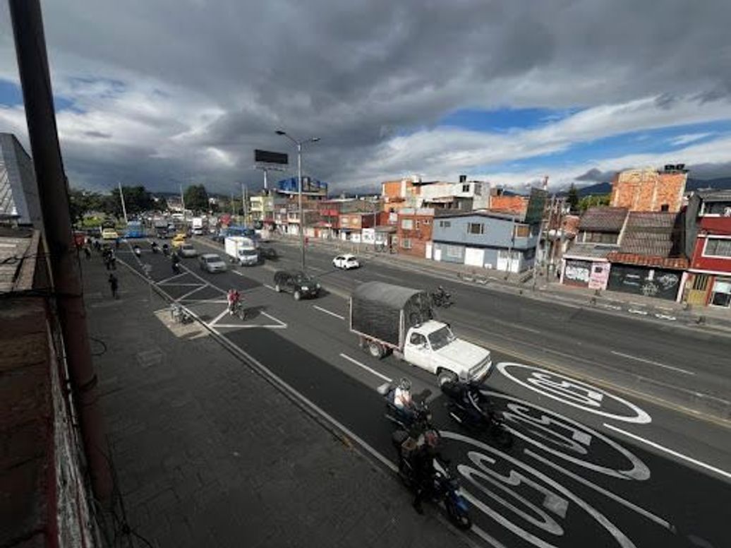 Casa de 4 alcobas en venta en El Cedro Engativa, Bogotá, 200 m² · foto 17 de 20
