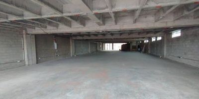 Local para renta con 490 metros cuadrados  en un segundo nivel con baño privado en una excelente ubicación en el centro de Rionegro este local tiene todo lo que buscas para posicionar tu marca de la mejor manera. En Umbral tenemos las mejores opciones para ti.