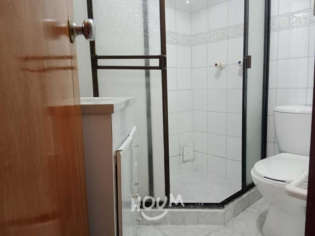Apartamento de 3 alcobas en venta en Modelia, Bogotá, 110 m² · foto 3 de 17