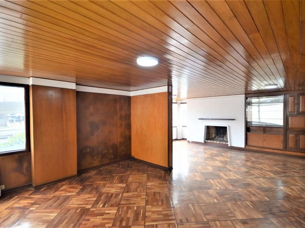 Apartamento de 3 alcobas en venta en Rincon Del Chicó, Bogotá, 164 m² · foto 11 de 20