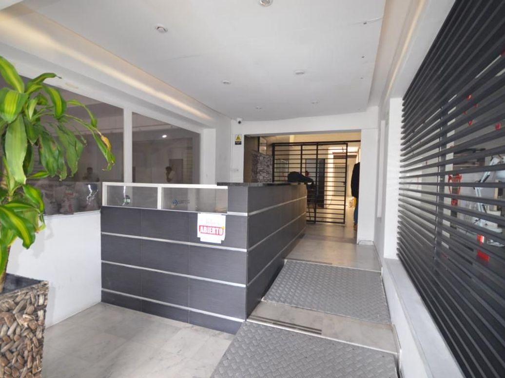 Casa de 1 alcoba en venta en Los Cedritos, Bogotá, 381 m² · foto 2 de 13