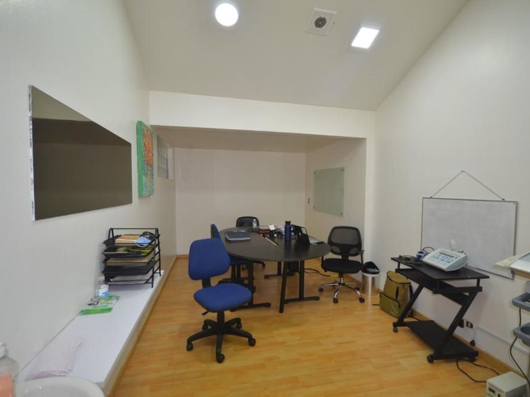 Casa de 1 alcoba en venta en Los Cedritos, Bogotá, 381 m² · foto 7 de 13