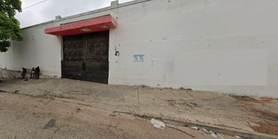 Bodega con area de 1170 m2, doble entrada,para colocar cualquier tipo de negocio, en via principal, cerca de ferreterias, locales comerciales, restaurante, colegios. bancos