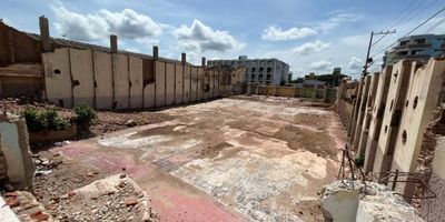 Lote esquinero en excelente ubicación en el Norte Centro Histórico de Barranquilla, para uso comercial y vivienda, cerca a la cra  46, 45, 44, 43, 38 y calle murillo, cerca al centro de barranquilla, zona comercial.