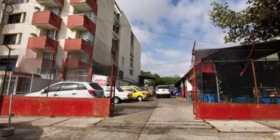 Lote ubicado en buen sector de la ciudad. Consta de un metraje de 811 M2 en el barrio el Prado. Actualmente arrendado en 6 millones mensuales.