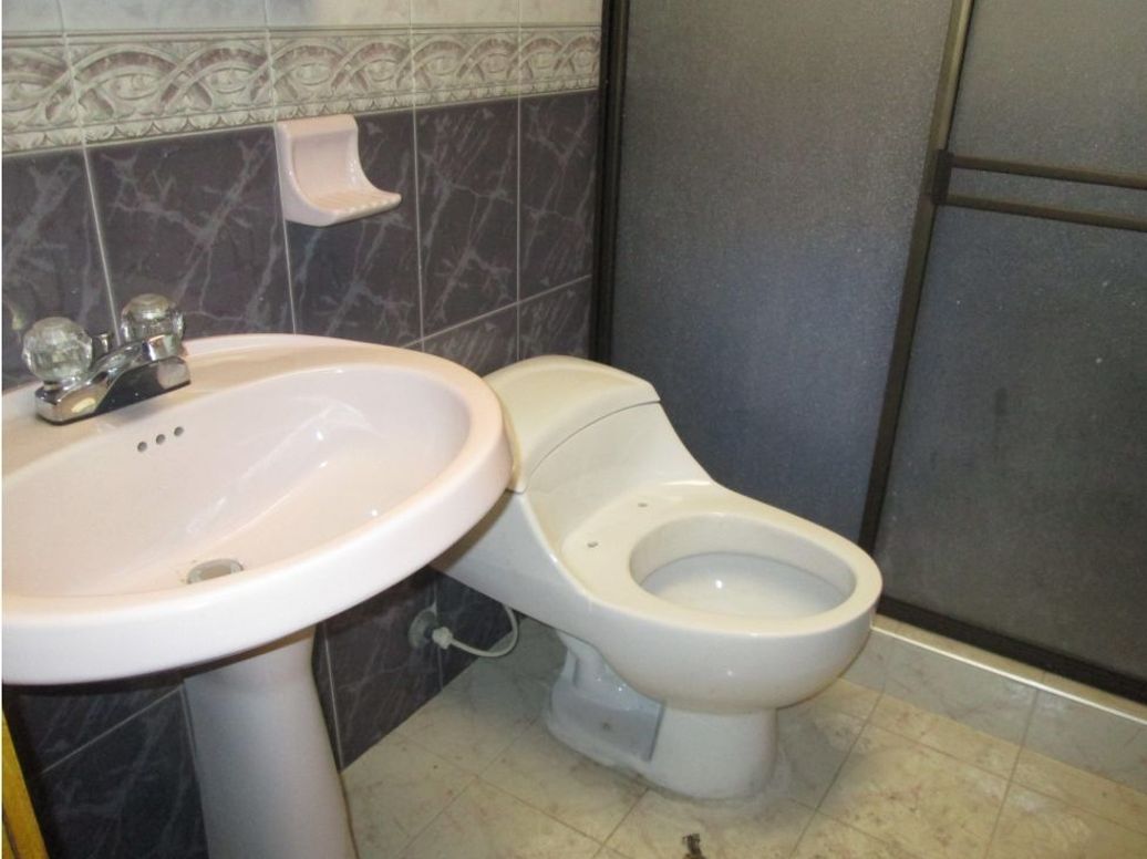 Casa de 3 alcobas en venta en Los Alcázares, Bogotá, 211 m² · foto 12 de 12