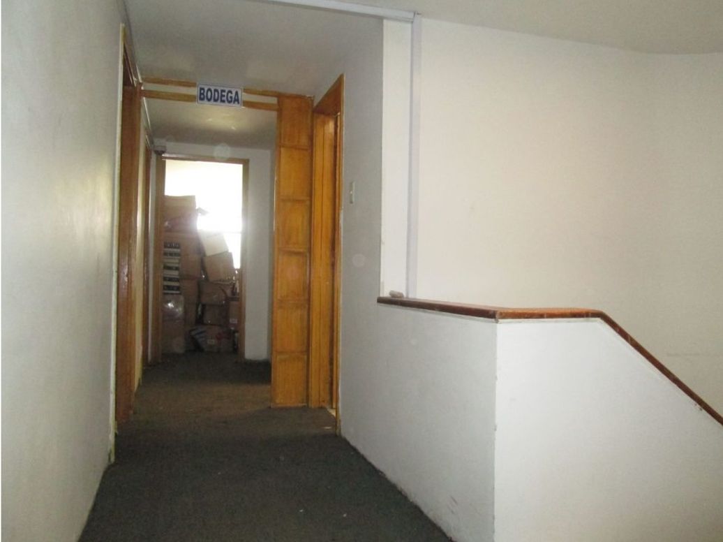 Casa de 3 alcobas en venta en Los Alcázares, Bogotá, 211 m² · foto 6 de 12