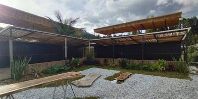 Local para arriendo con 14 metros cuadrados y red de gas en un mall vía Medellín Bogotá en una zona de alto tránsito y flujo vehicular en una excelente ubicación. En Umbral tenemos las mejores opciones para ti.