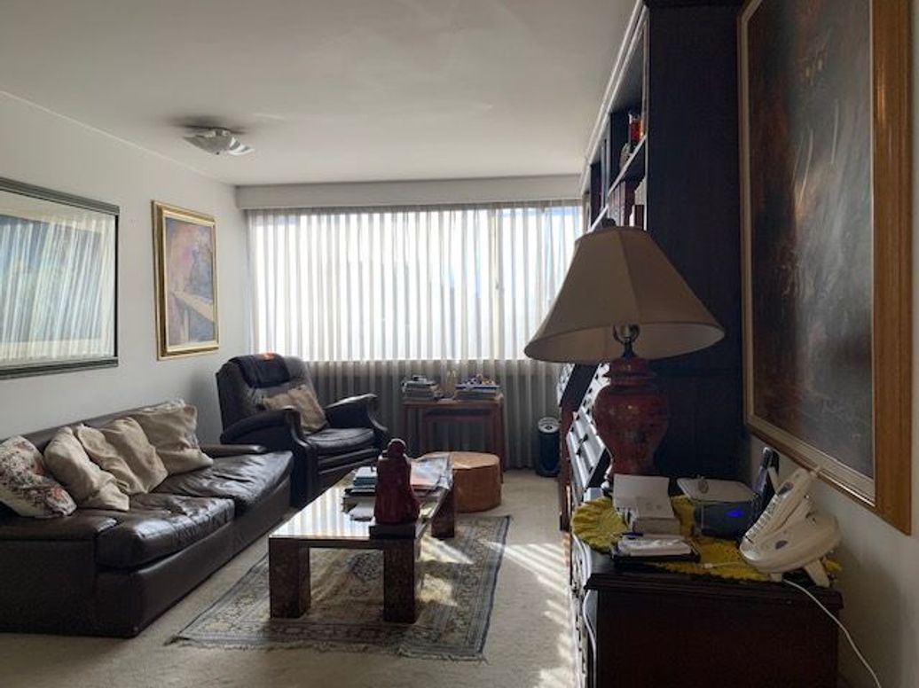 Apartamento de 3 alcobas en venta en Los Rosales, Bogotá, 195 m² · foto 11 de 19