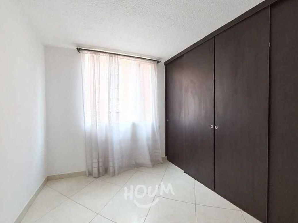 Apartamento de 3 alcobas en venta en San Jose, Bogotá, 50 m² · foto 3 de 9