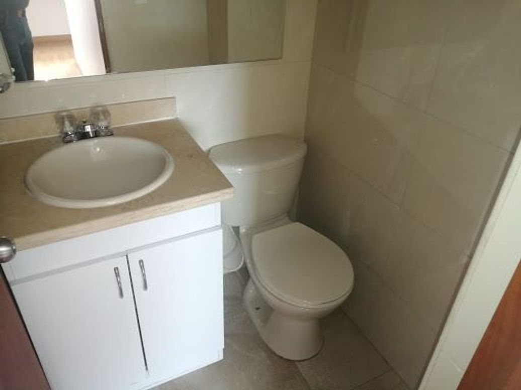 Apartamento de 3 alcobas en venta en Colina Campestre, Bogotá, 98 m² · foto 16 de 18