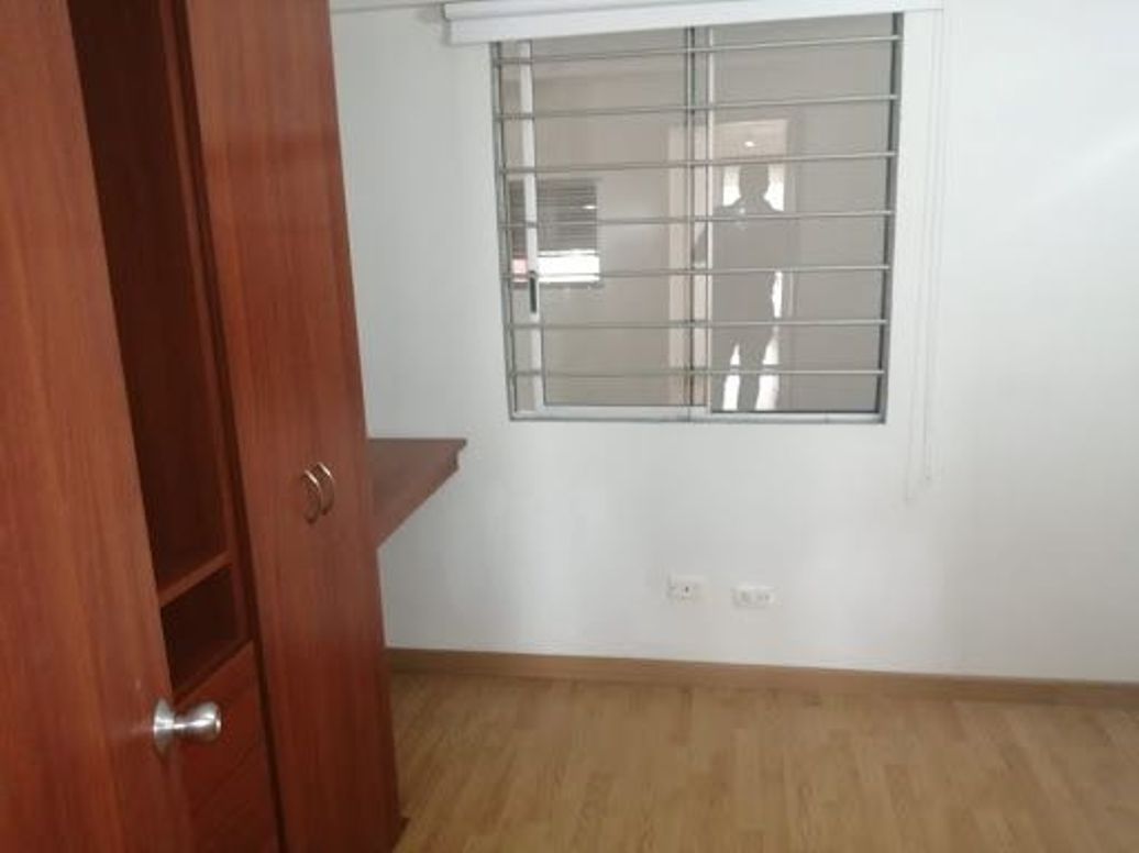 Apartamento de 3 alcobas en venta en Colina Campestre, Bogotá, 98 m² · foto 10 de 18