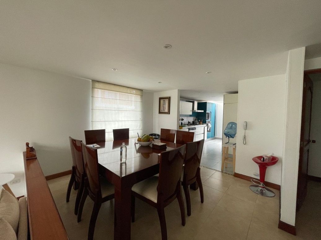 Casa de 5 alcobas en venta en Ub. Cordoba Niza, Bogotá, 234 m² · foto 6 de 20