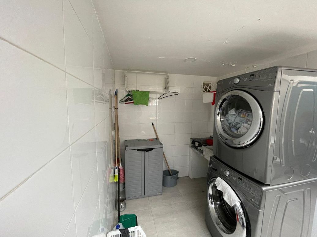 Casa de 5 alcobas en venta en Ub. Cordoba Niza, Bogotá, 234 m² · foto 10 de 20