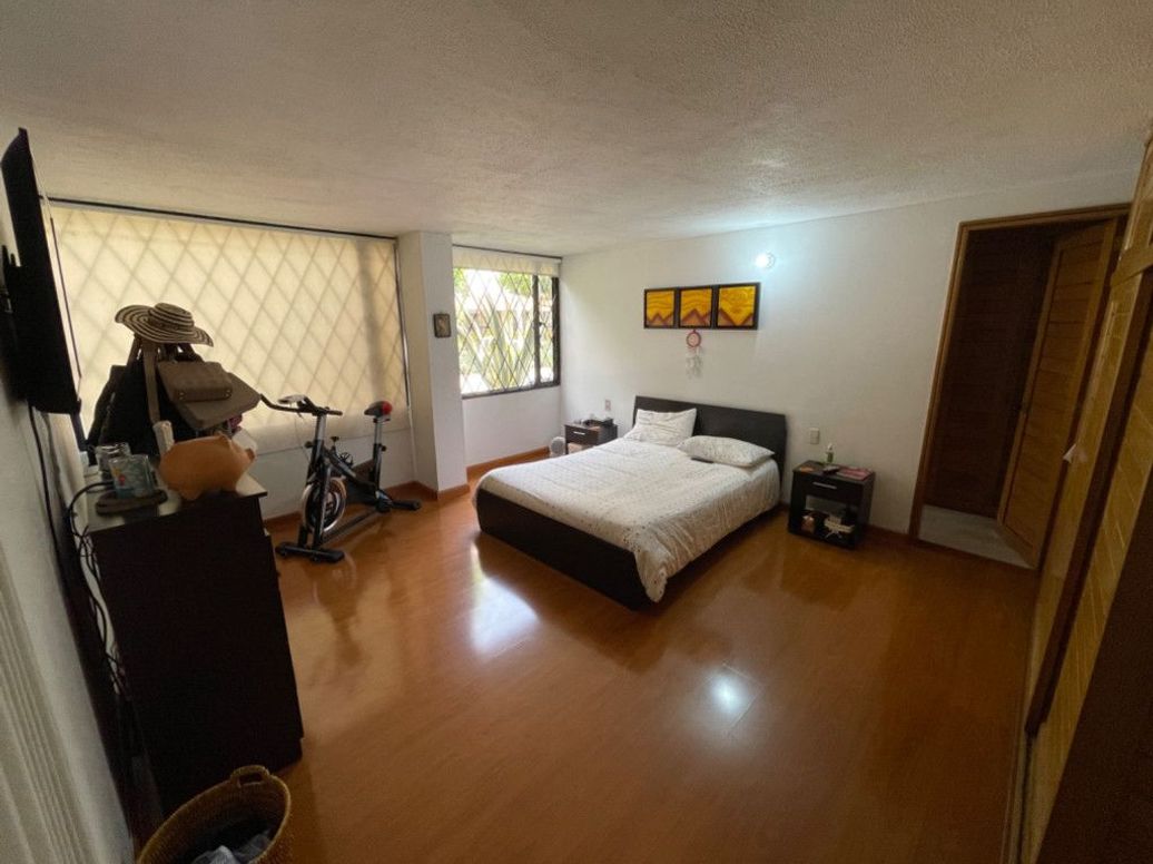 Apartamento de 3 alcobas en venta en Santa Barbara Central, Bogotá, 115 m² · foto 20 de 20