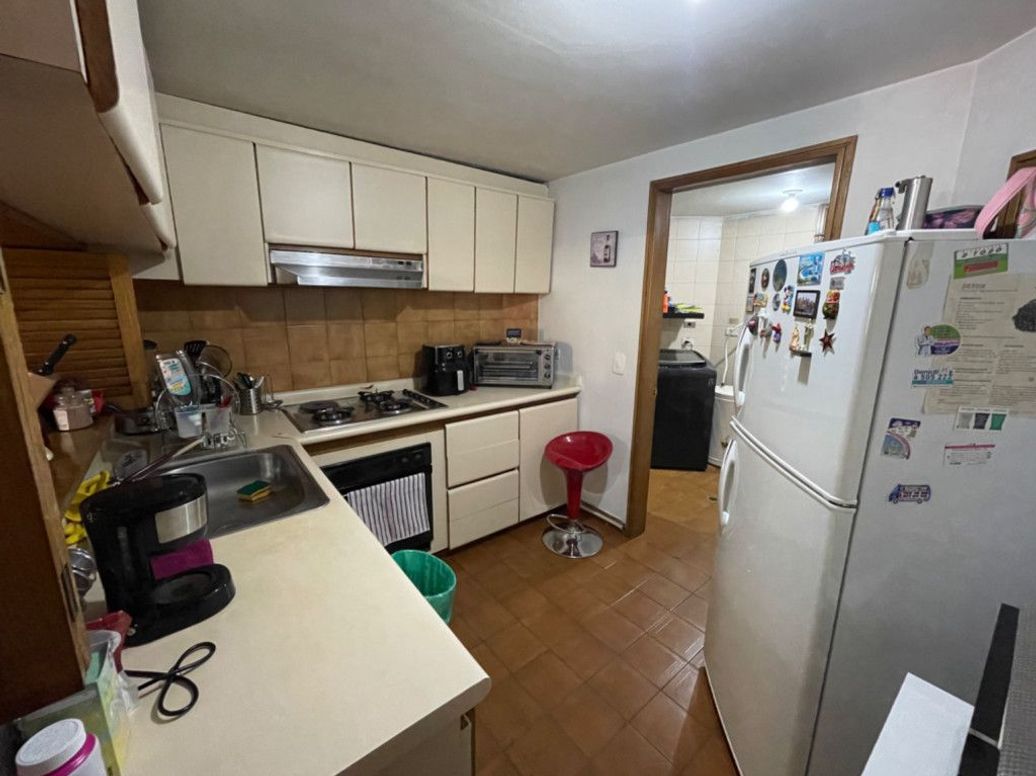Apartamento de 3 alcobas en venta en Santa Barbara Central, Bogotá, 115 m² · foto 8 de 20