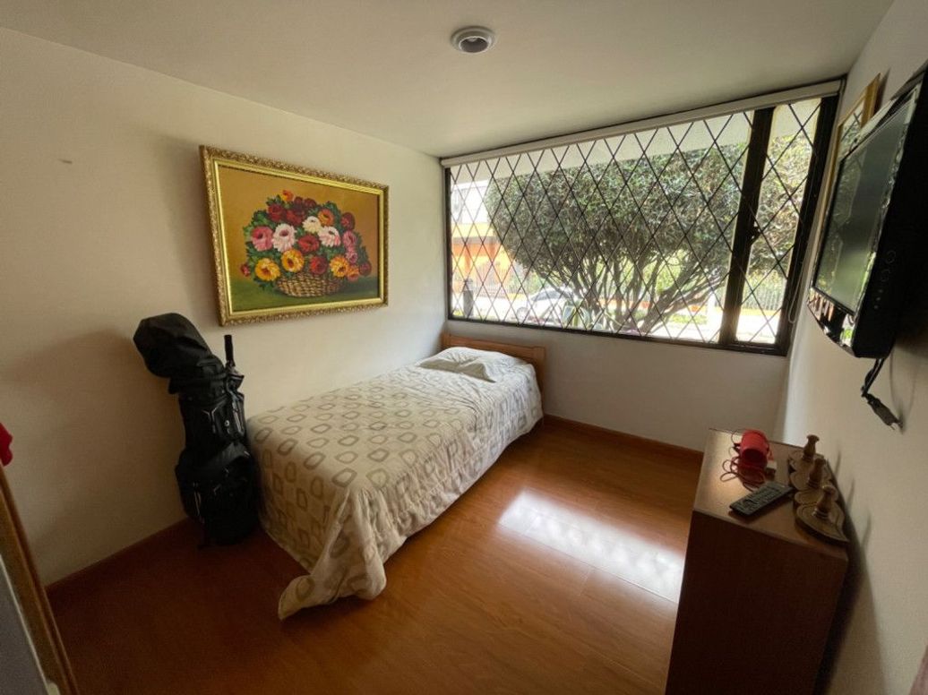 Apartamento de 3 alcobas en venta en Santa Barbara Central, Bogotá, 115 m² · foto 13 de 20