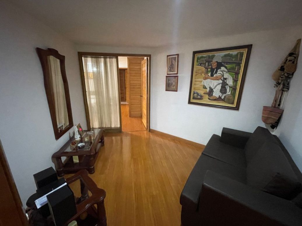 Apartamento de 3 alcobas en venta en Santa Barbara Central, Bogotá, 115 m² · foto 18 de 20