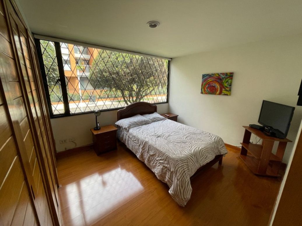 Apartamento de 3 alcobas en venta en Santa Barbara Central, Bogotá, 115 m² · foto 15 de 20