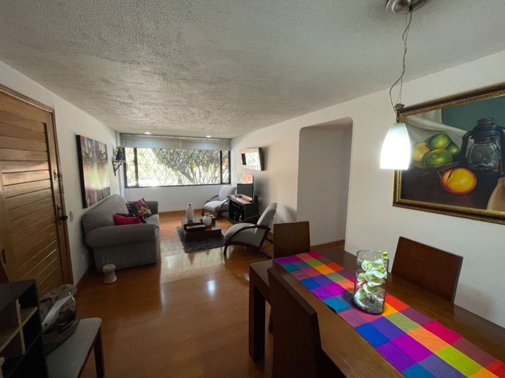 Apartamento de 3 alcobas en venta en Santa Barbara Central, Bogotá, 115 m² · foto 7 de 20